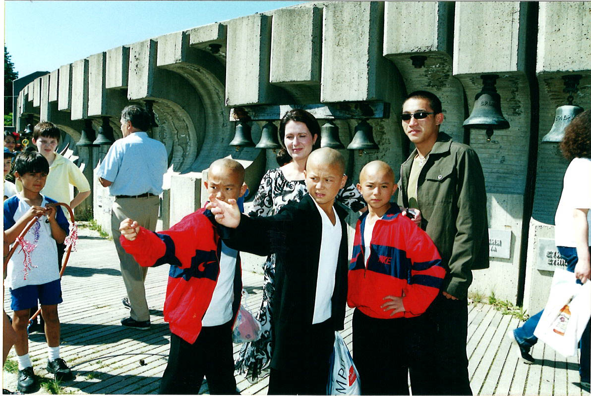 Асамблея Знаме на мира 2001