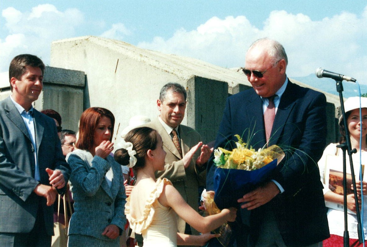 Асамблея Знаме на мира 2003