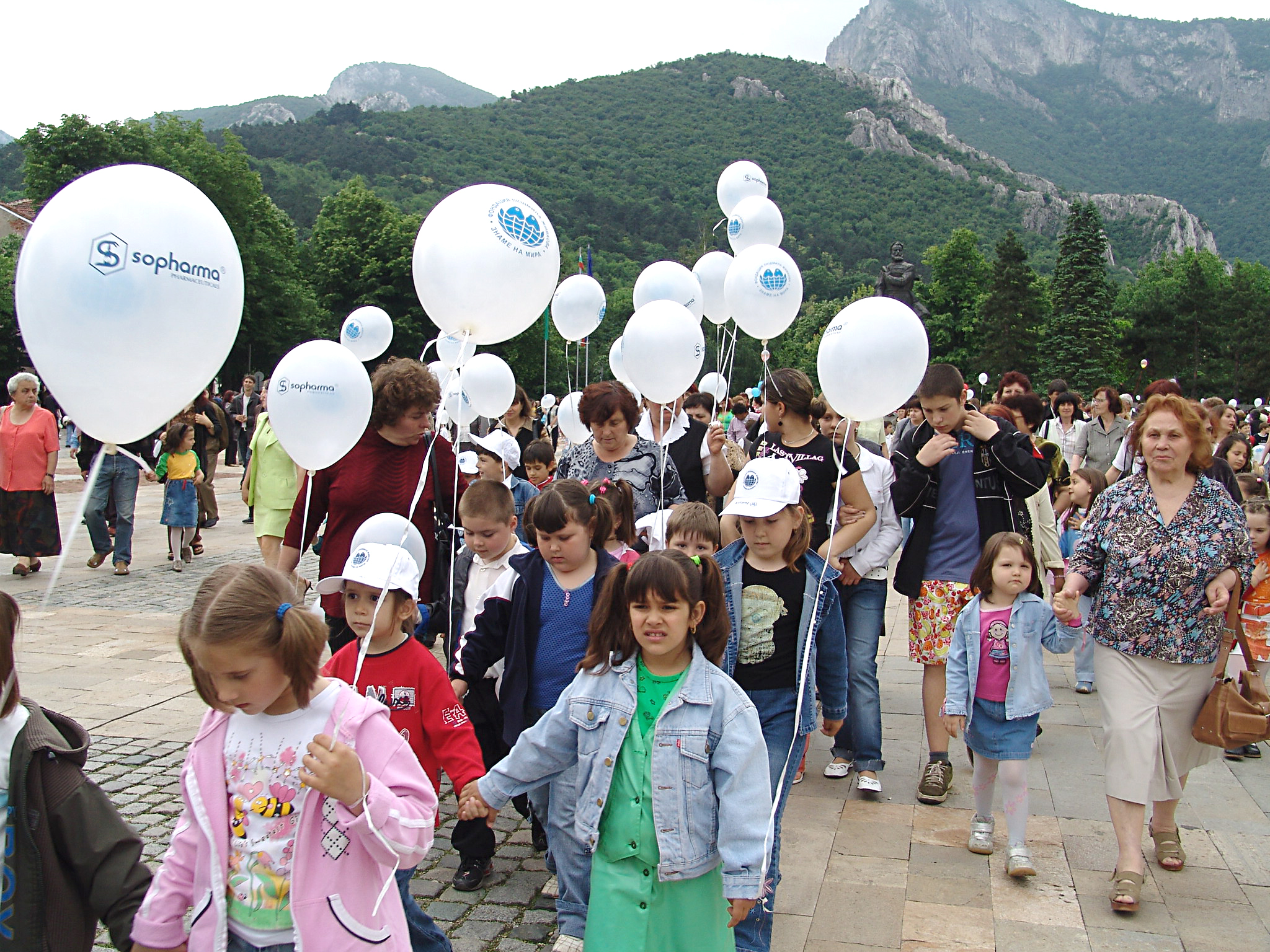 Асамблея Знаме на мира 2005