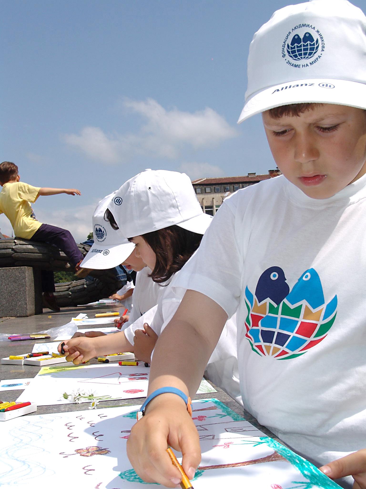 Асамблея Знаме на мира 2005